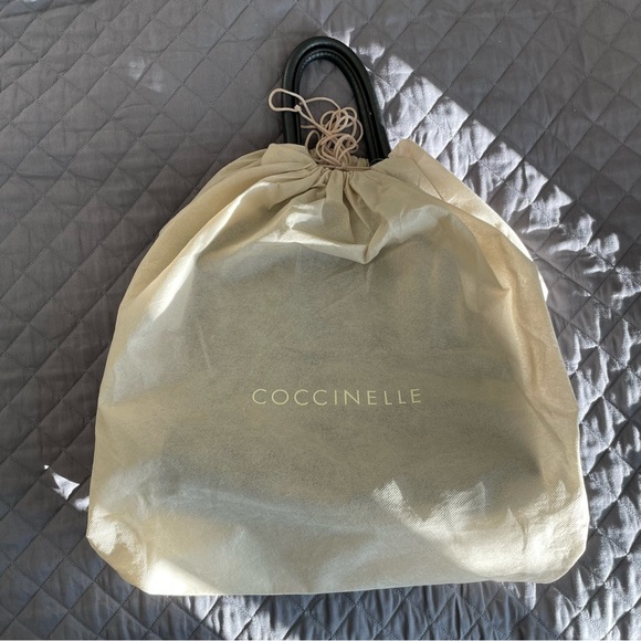 Coccinelle Black Leather Office Bag with laptop compartment - Picture 17 of 17